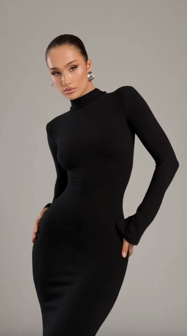 Noire™｜Turtleneck Maxi Dress